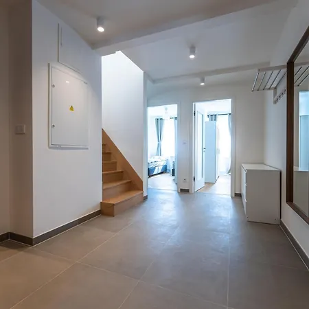 Apartment Seifertova *