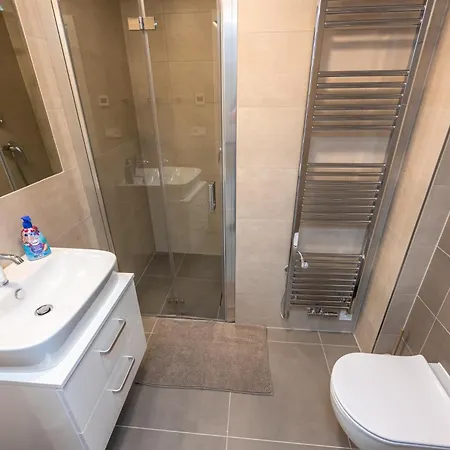 Seifertova Apartmán *
